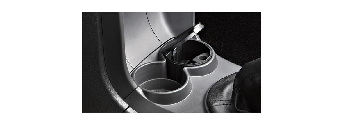 Tata Xenon crew cabin 2.2 cup holder